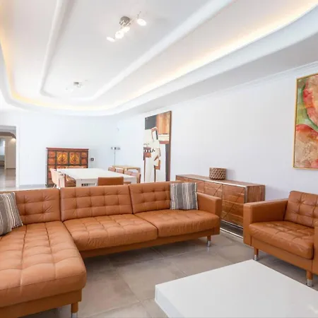 Alamos Park-stunning In Huge Private Grounds *