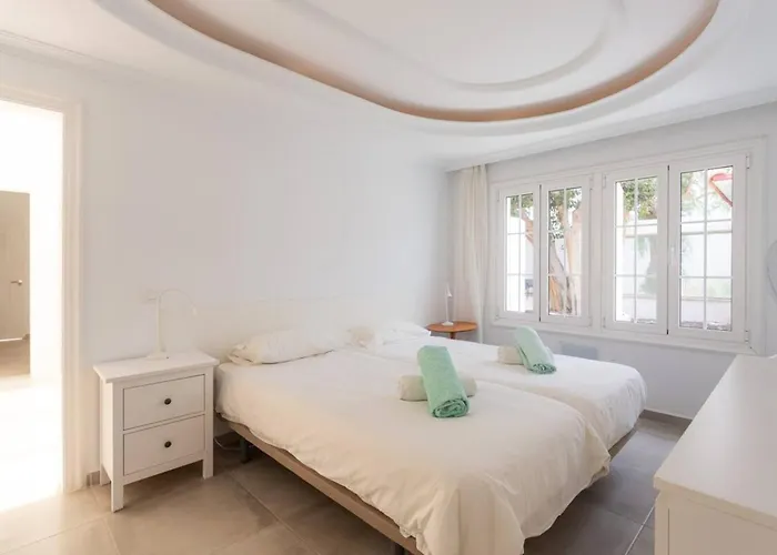 Alamos Park-stunning In Huge Private Grounds Villa San Miguel de Abona