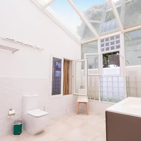 Villa Alamos Park-stunning In Huge Private Grounds *