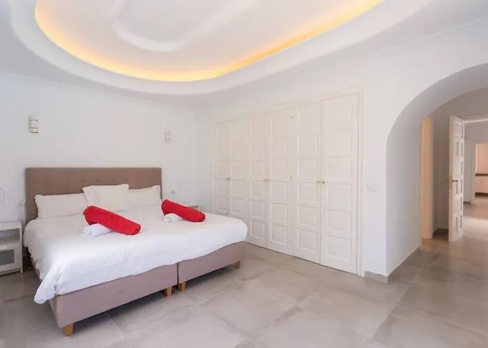 Alamos Park-stunning In Huge Private Grounds סן מיגל דה אבונה