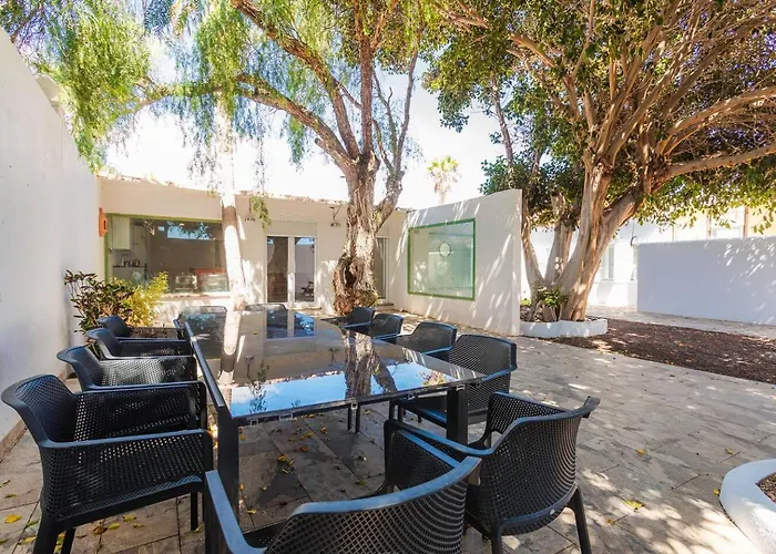 Alamos Park-stunning In Huge Private Grounds