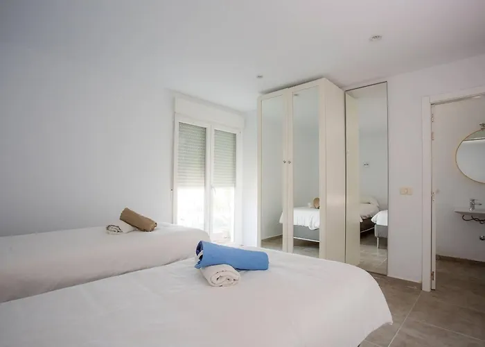 Alamos Park-stunning In Huge Private Grounds Villa *